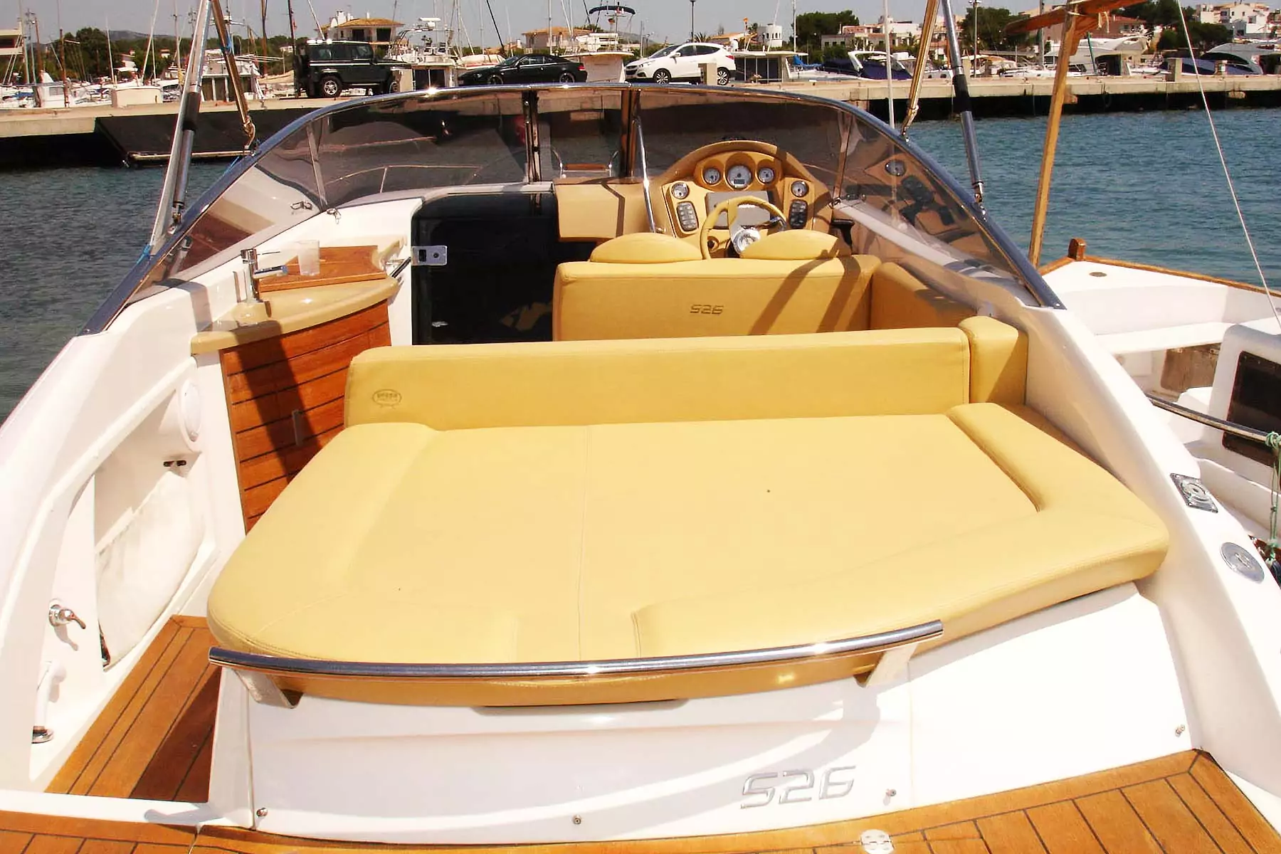 41c06d_0db6c3541a054c48915df2d0d79cae51~mv2 - Mallorca Global Charter